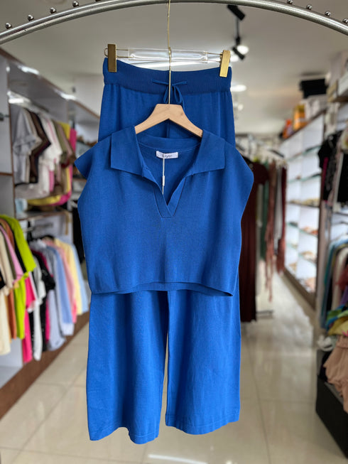 Women. Casual Polor Collar Top with Long Wide Leg Trousers